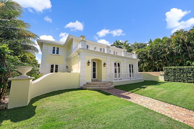 210 Emerald Lane, Palm Beach, FL 33480