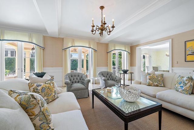 210 Emerald Lane, Palm Beach, FL 33480