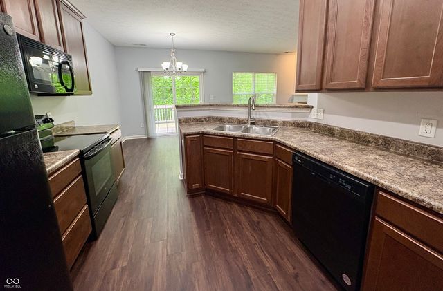 9809 Brook Wood Drive, Mccordsville, IN 46055