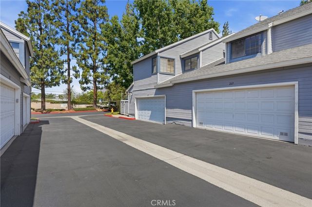 269 Alder Court, Azusa, CA 91702