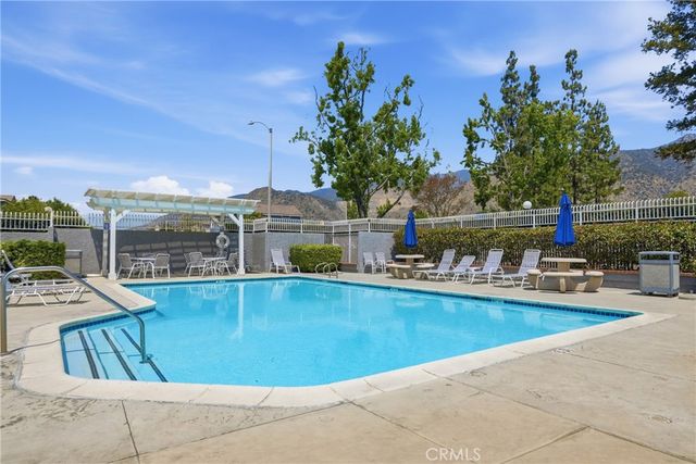 269 Alder Court, Azusa, CA 91702