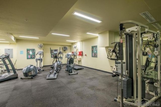 445 Island Ave 312, San Diego, CA 92101