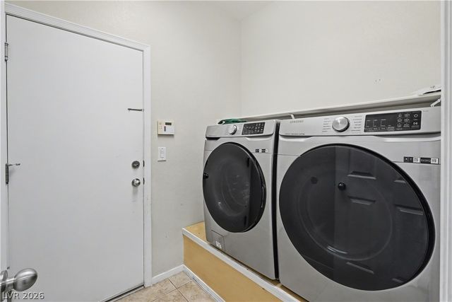 6820 Dipper Avenue, North Las Vegas, NV 89084