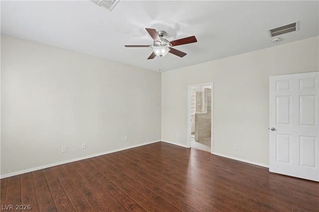 6820 Dipper Avenue, North Las Vegas, NV 89084