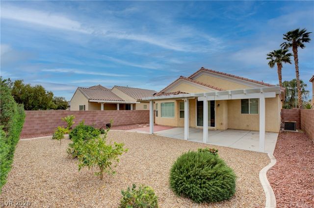 6820 Dipper Avenue, North Las Vegas, NV 89084