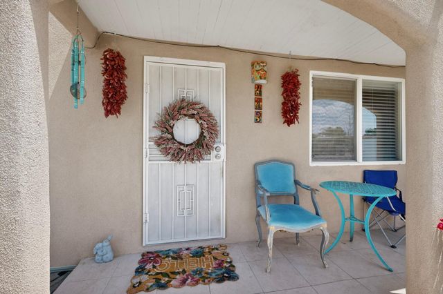 413 Arbor Place NE, Albuquerque, NM 87107