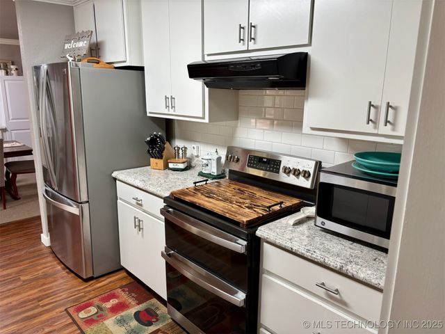 353 Council Tree Drive, Canadian, OK 74425