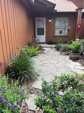 2701 NE 10TH STREET 401, Ocala, FL 34470
