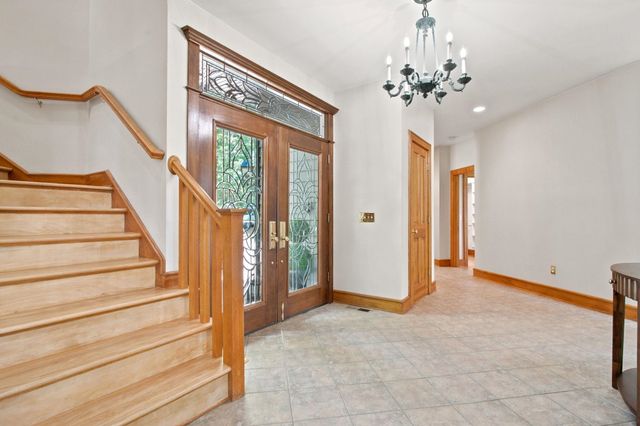 233 Stable Gate Drive, Campobello, SC 29322