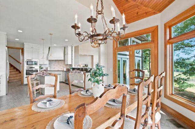 233 Stable Gate Drive, Campobello, SC 29322