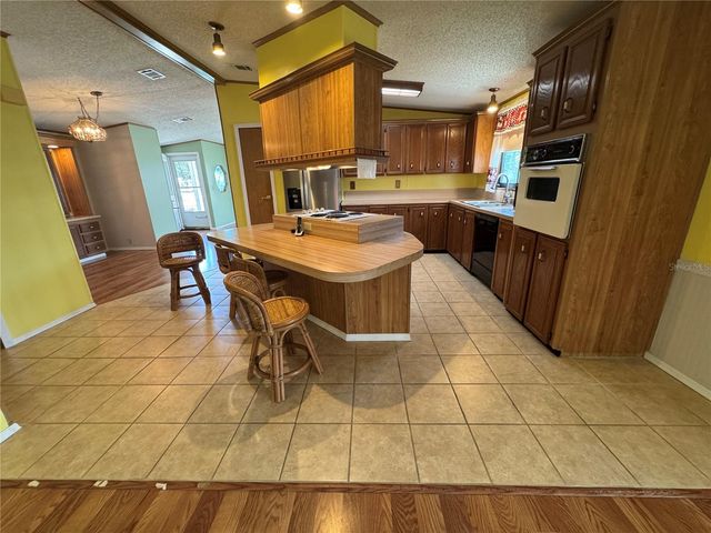 5310 TIGERS TAIL, Leesburg, FL 34748