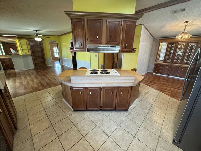 5310 TIGERS TAIL, Leesburg, FL 34748