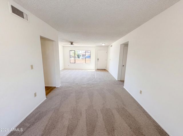 4430 W DIANA Avenue, Glendale, AZ 85302