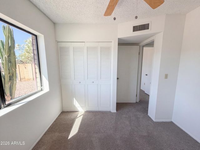 4430 W DIANA Avenue, Glendale, AZ 85302