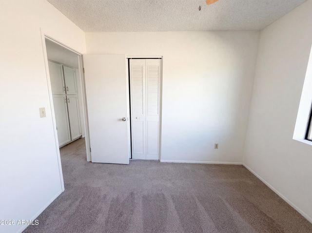 4430 W DIANA Avenue, Glendale, AZ 85302