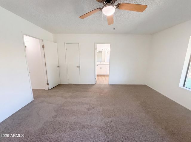 4430 W DIANA Avenue, Glendale, AZ 85302
