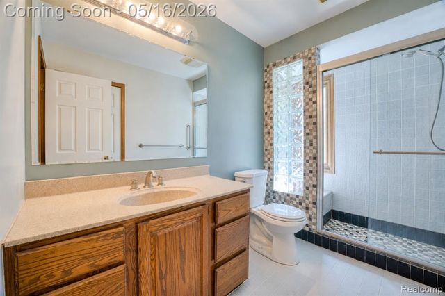 20007 Stamford Drive, Livonia, MI 48152