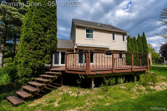 20007 Stamford Drive, Livonia, MI 48152