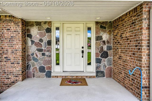 20007 Stamford Drive, Livonia, MI 48152