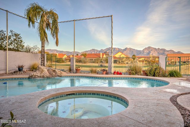 11018 N Mountain Breeze Drive Drive, Tucson, AZ 85737