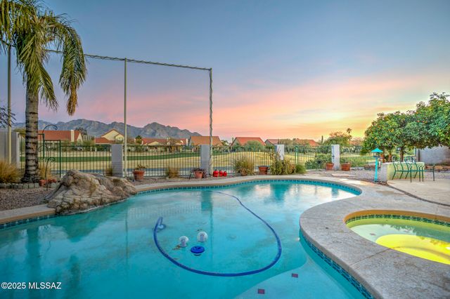 11018 N Mountain Breeze Drive Drive, Tucson, AZ 85737