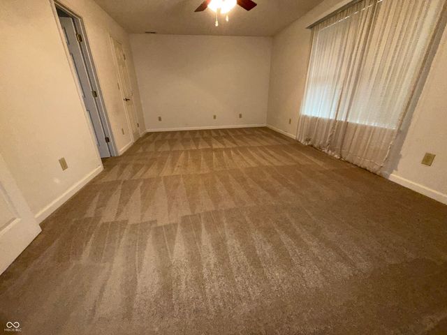 901 Peony Lane, Fortville, IN 46040