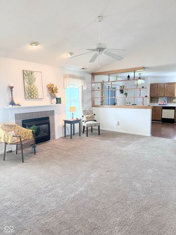 901 Peony Lane, Fortville, IN 46040