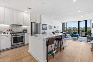 900 S 1st ST 415, Austin, TX 78704