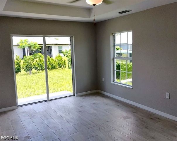 3528 NE 17th PL, Cape Coral, FL 33909
