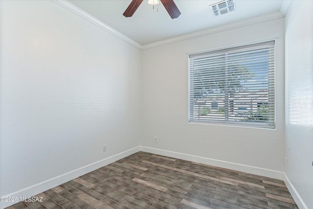 327 W Klinger Canyon Drive, Oro Valley, AZ 85755