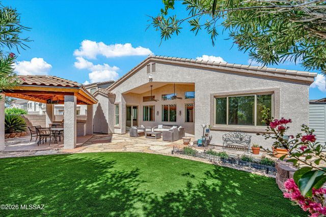 327 W Klinger Canyon Drive, Oro Valley, AZ 85755