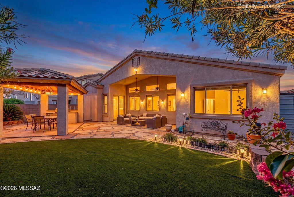 327 W Klinger Canyon Drive, Oro Valley, AZ 85755