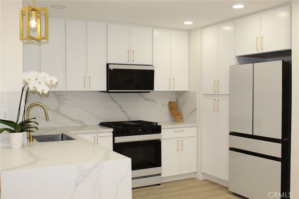Image 13 of property listing at 4022 Johnson, Oceanside, CA 92056