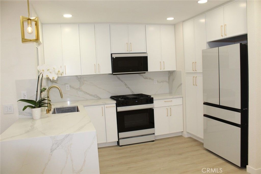 Image 16 of property listing at 4022 Johnson, Oceanside, CA 92056