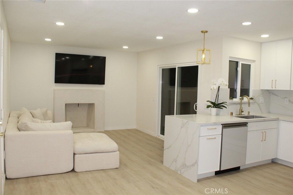 Image 17 of property listing at 4022 Johnson, Oceanside, CA 92056