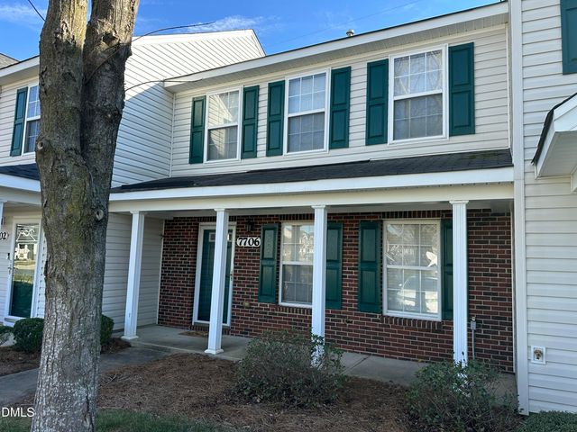 7706 Oliver Park Drive, Whitsett, NC 27377