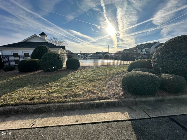 7706 Oliver Park Drive, Whitsett, NC 27377