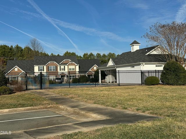 7706 Oliver Park Drive, Whitsett, NC 27377
