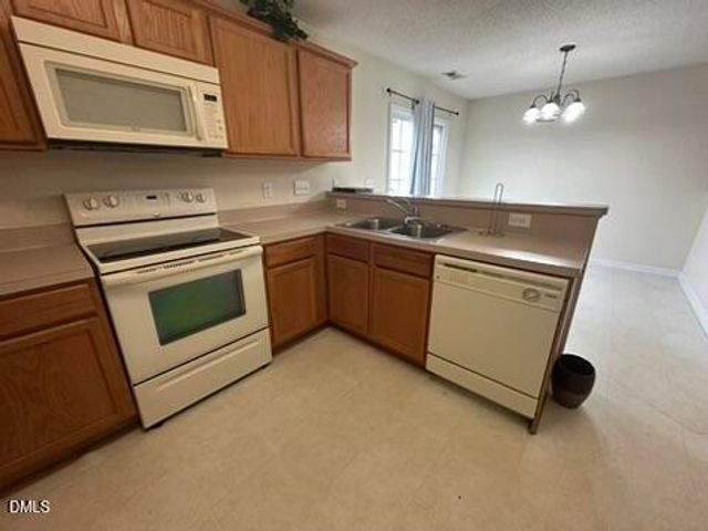 7706 Oliver Park Drive, Whitsett, NC 27377