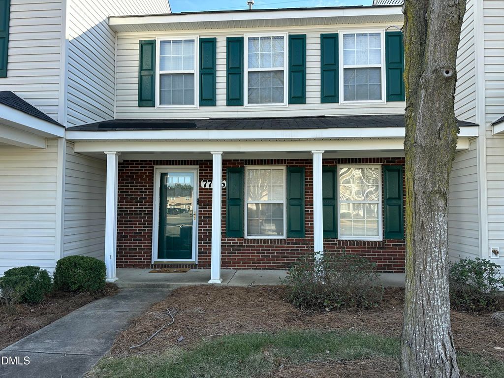 7706 Oliver Park Drive, Whitsett, NC 27377