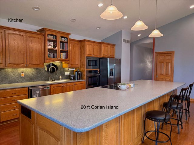 1016 NW Waterfront Drive, Ankeny, IA 50023