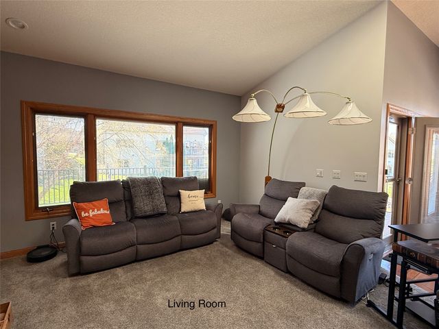 1016 NW Waterfront Drive, Ankeny, IA 50023