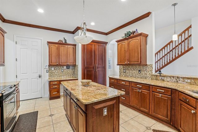 907 SPRING OAK CIRCLE, Orlando, FL 32828