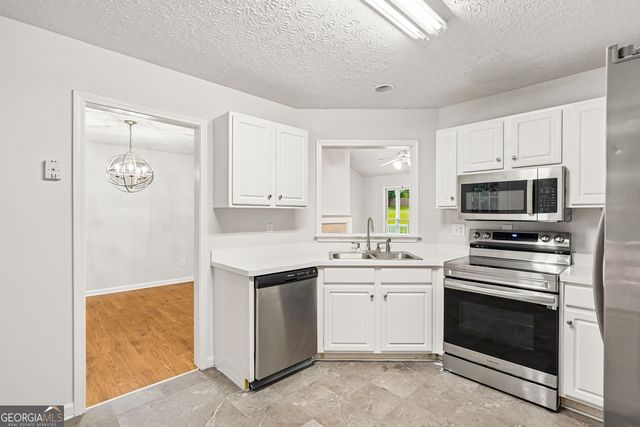 484 Legacy Park Drive, Powder Springs, GA 30127
