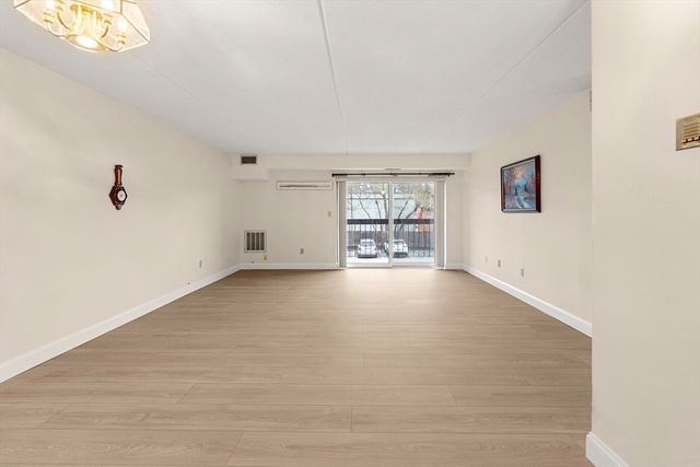 159 Main St 11B, Stoneham, MA 02180