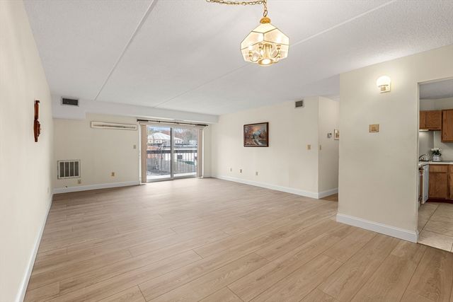 159 Main St 11B, Stoneham, MA 02180