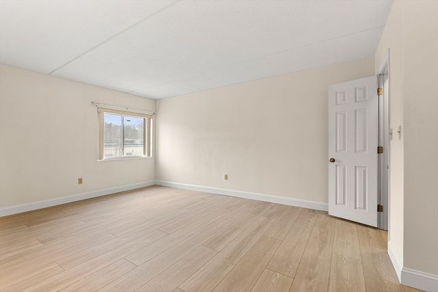 159 Main St 11B, Stoneham, MA 02180