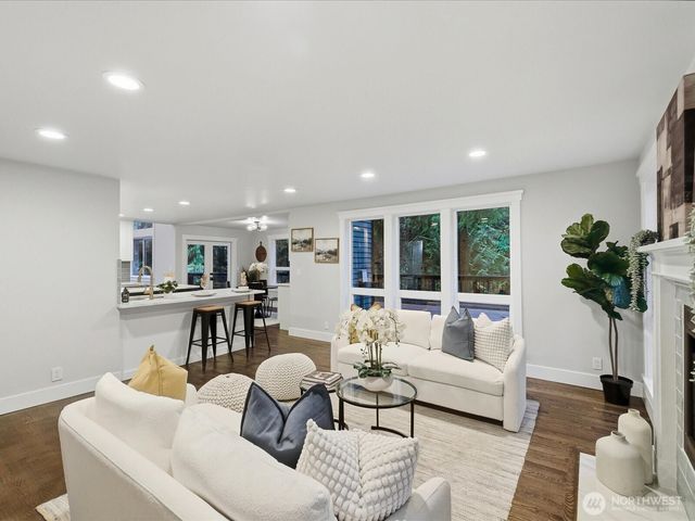 14914 NE 177th Drive, Woodinville, WA 98072