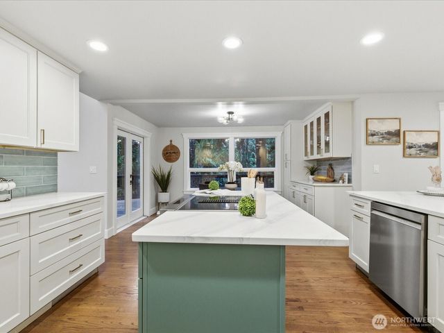 14914 NE 177th Drive, Woodinville, WA 98072