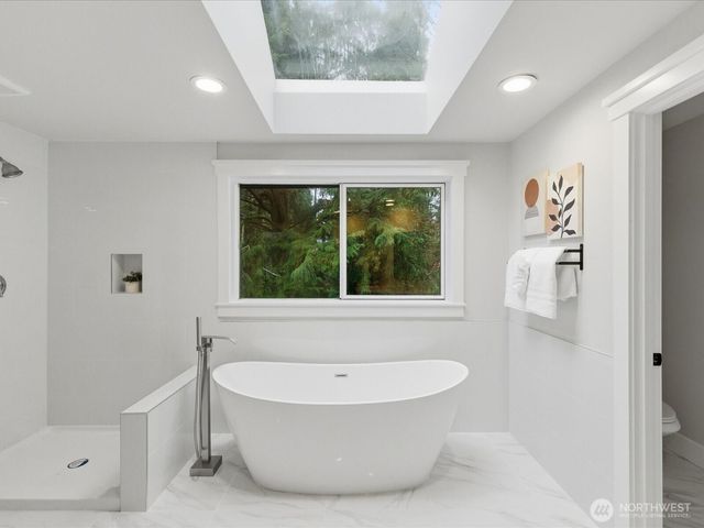 14914 NE 177th Drive, Woodinville, WA 98072